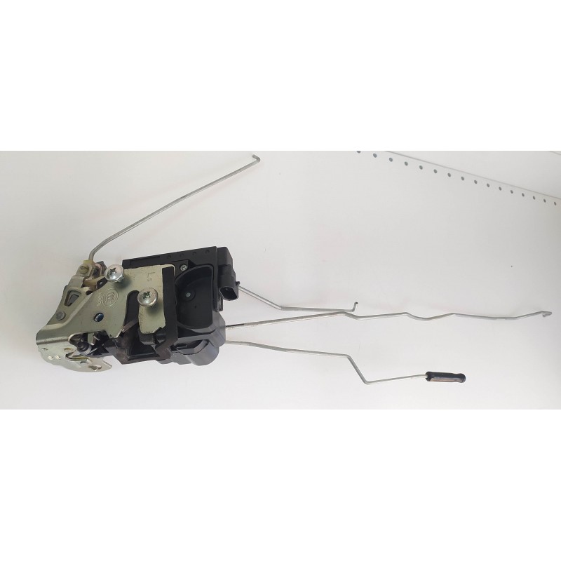 42620077-  95380545 Serratura portiera anteriore sinistra Opel Karl