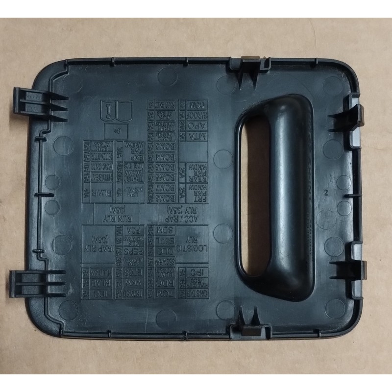 azm10747 Tappo Fusibili Opel Karl