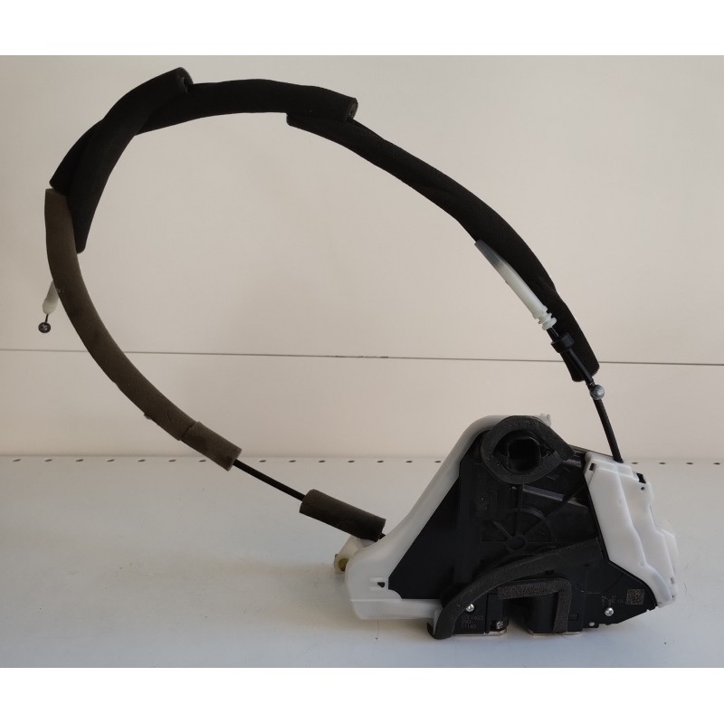805006UA0A Serratura anteriore destra Nissan Qashqai J12