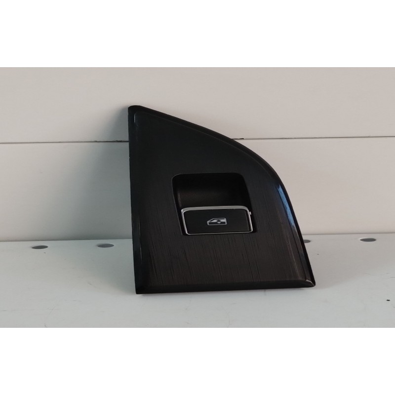 829616UA0B - 254116RA1A Pulsantiera alzacristalli posteriore sinistra Nissan Qashqai J12