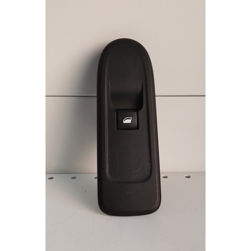 96637534XT Comando alzacristalli anteriore destro Citroen C3