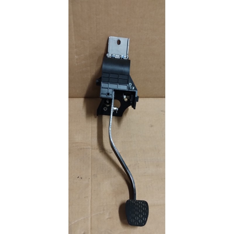 3040035000 Pedale Frizione SSangyong Tivoli