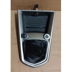 7796135000 Modanatura e cuffia leva del cambio SSangyong Tivoli
