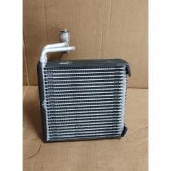 6811135000 Radiatore aria condizionata SSangyong Tivoli