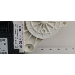 8P0959801M Motorino alzavetro lato sx Audi A3 8P