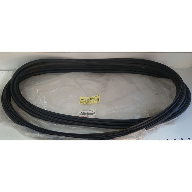 6788152110 Guarnizione portellone Toyota Yaris