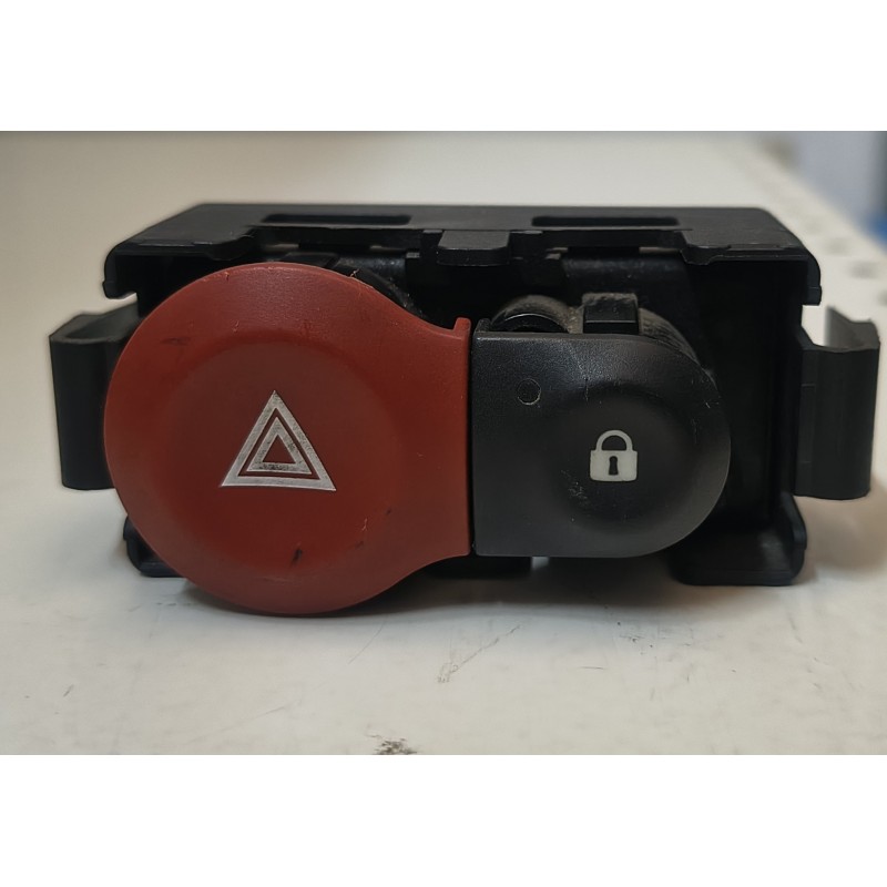 8200214896 Comando Luci di emergenza Renault Clio