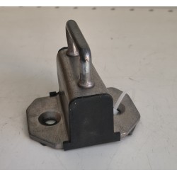 1773650/1821539 Piastra d' arresto centrale lato dx posteriore Ford Transit Courier
