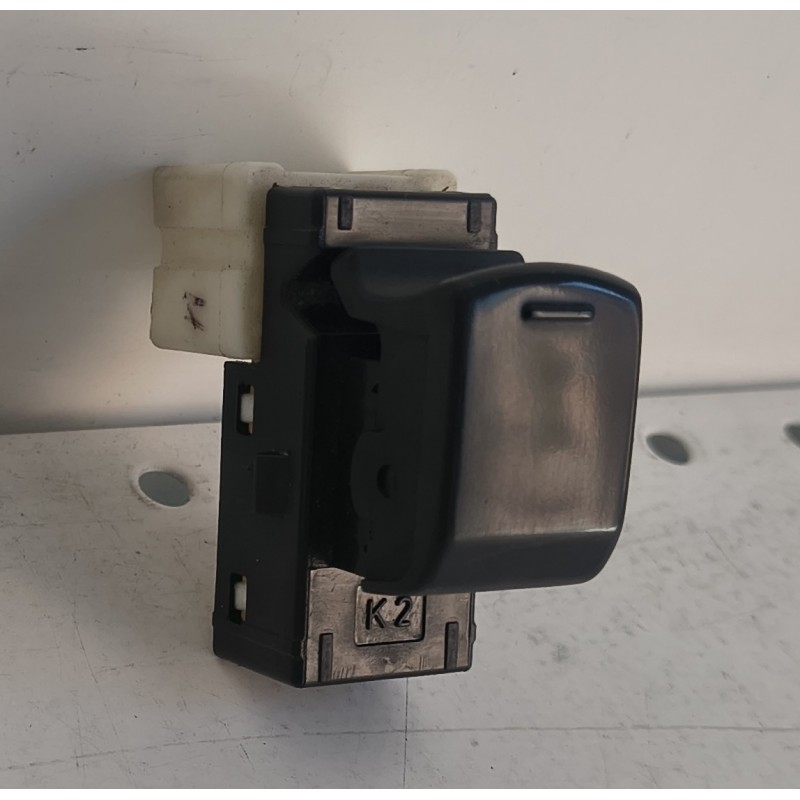 254114LA0A Comando alzavetro lato destro Nissan Micra K13