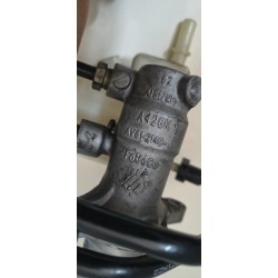 AV612140J Pompa freno Ford C-Max