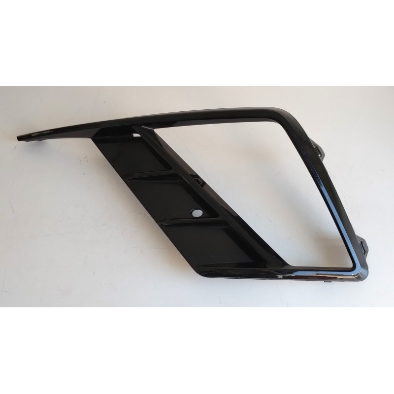 6f0853665 Modanatura paraurti sx Seat Ibiza dal 2019