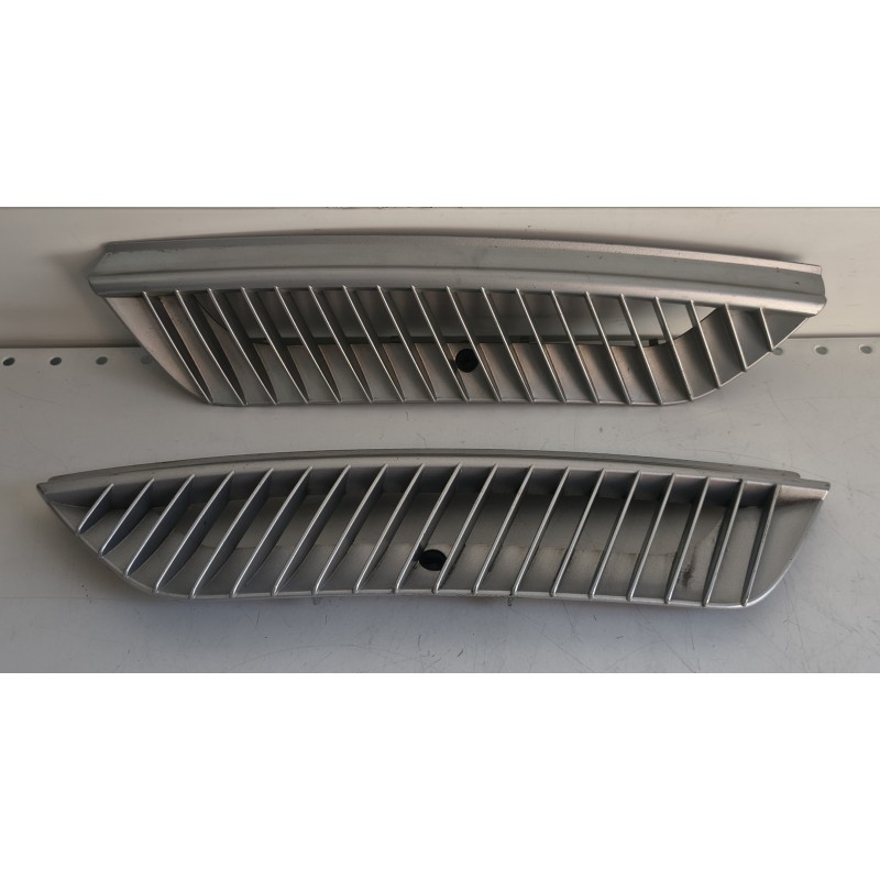 0001696/0001694 Coppia griglie gocciolatoio Smart 450 98/07