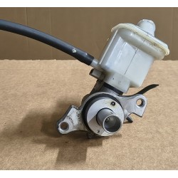 D60101HB2B Pompa freno Nissan Micra K13